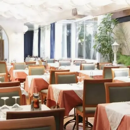 Hotel Morlans Ana 2*